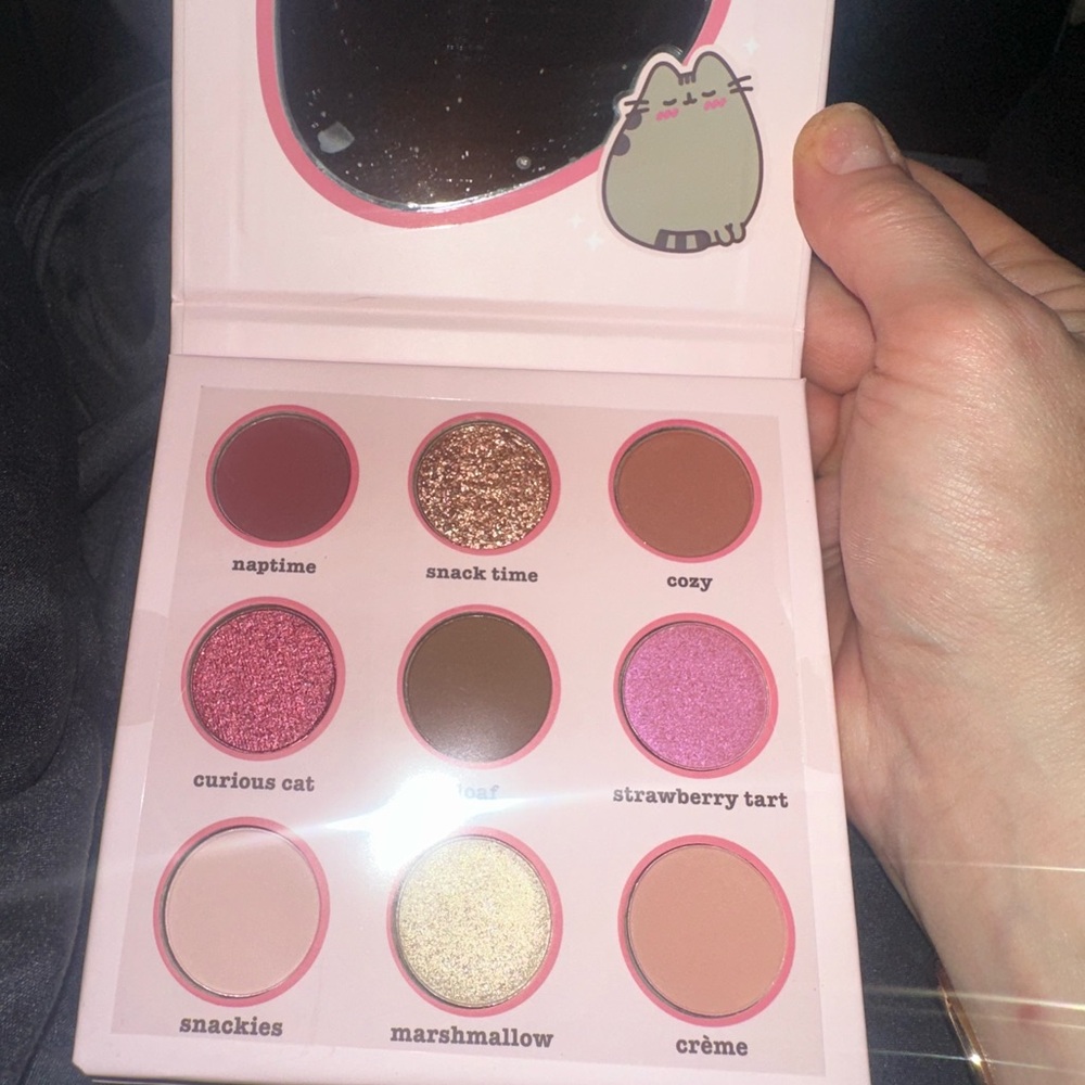 Pusheen Playful Eyeshadow Palette - Red, Gold, Pink, Brown